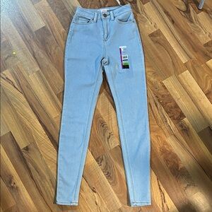 No Boundaries Women's High Rise Denim Jeans